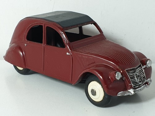 Voiture ancienne dinky toys - ancienne,