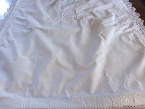Taie ancienne monogramme a m - monogramme,