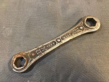 Ancienne clé plate à cliquet de garage automobile années 1950 DRGM