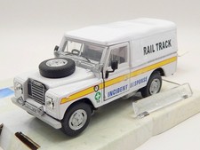 Land Rover Series III 109