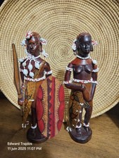 Statues d'un couple massaï