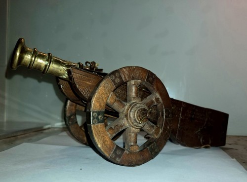 Canon viollet duc - canon, style