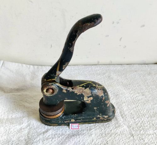 Machine tricoter - À,