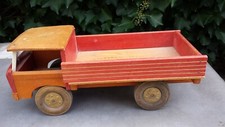 Ancien camion plateau DEJOU en