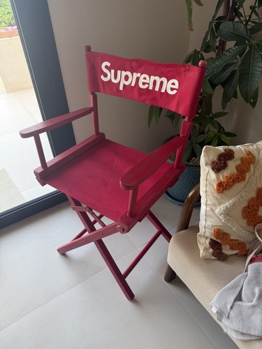 Chaise supreme réalisateur - de,