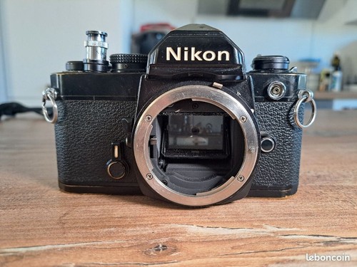 Nikon noir légèrement - fm,