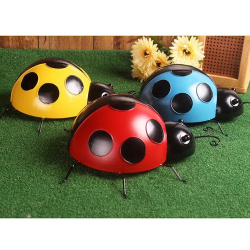 Figurine coccinelle en - figurine, de
