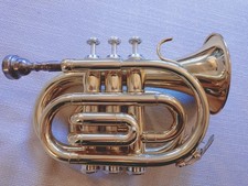 Trompette de poche de marque