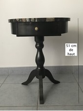 table de chevet en bois peint