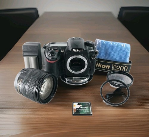 Nikon d200 2mp ccd dslr - d200,