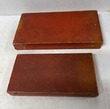 2 Coffrets de couteaux, table