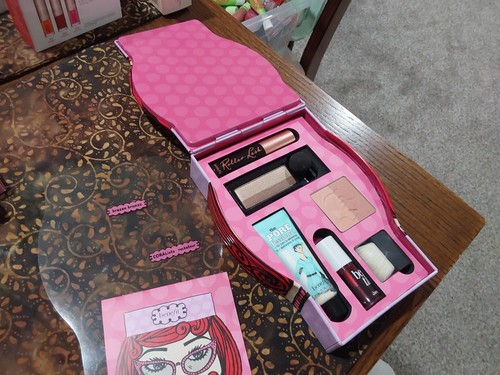 Benefit girl rama set - girl,