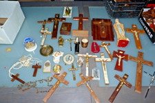 lot objet religieux - crucifix