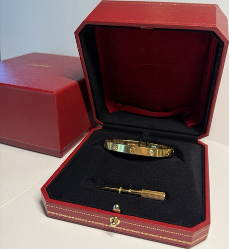 Cartier love bangle - cartier,