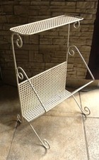 Porte revues en métal  perforé par Mathieu Mategot époque 1950