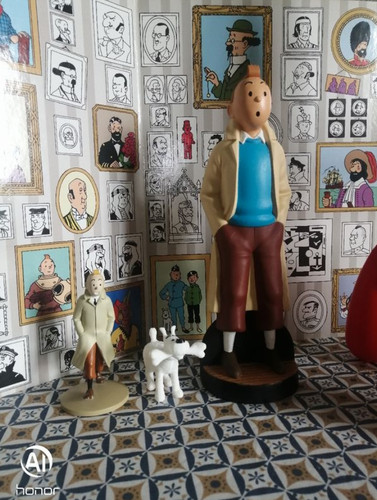 Tintin trench coat 30cm - trench-coat,