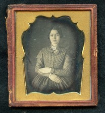 6th plate daguerreotype of pretty lady w/ great eyes half case unusual mat