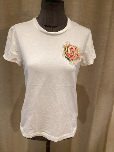 Très beau tee - très,