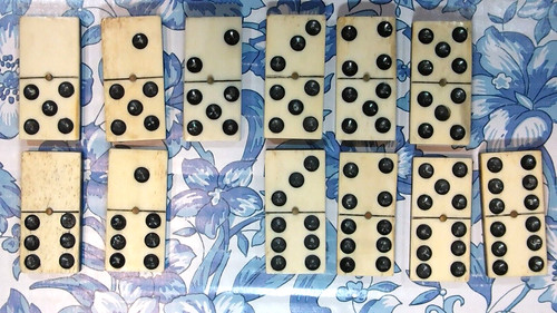 Dominos jeu ancien et - jeu,