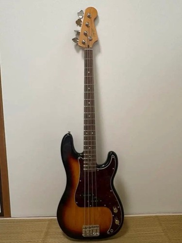 Squier fender precision - fender,
