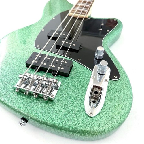 Guitare basse électrique