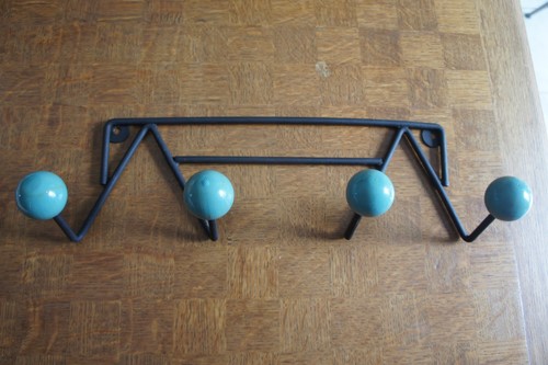 Ancien porte manteau boules - ancien,
