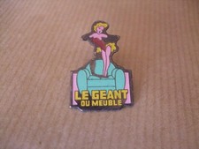 PINS  FEMME PIN UP  LE GEANT
