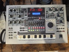 Roland MC 505 GROOVEBOX