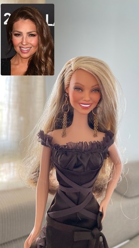 Barbie ooak thalia repaint - barbie,