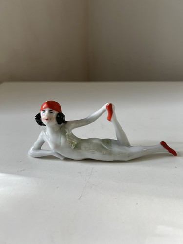 Figurine biscuit nageuse