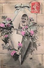 CP BOUQUET ROSES MISTLETOE ILLUSTRIOUS BABY WALL HANGING - 32778