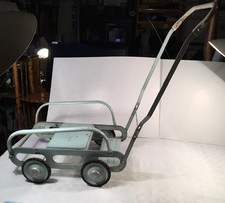 Jouet ancien, Poussette