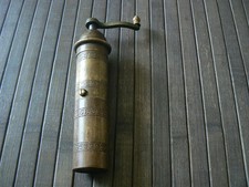 MOULIN A POIVRE EN LAITON