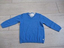 Pull col en V bleu roi taille