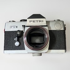 READ Vintage Petri FT II