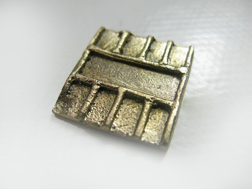 Petit poids baoulé bronze - petit,