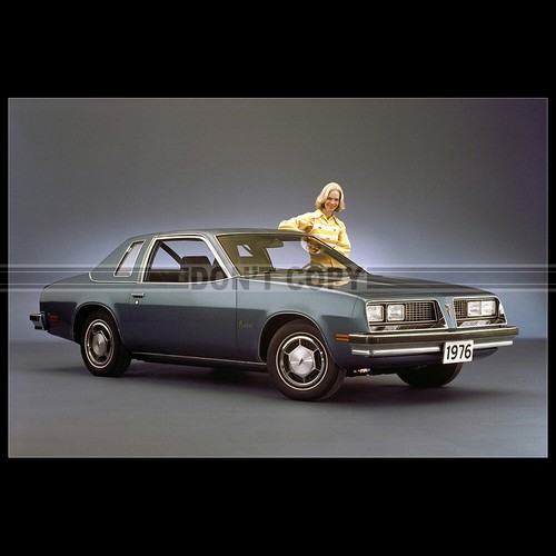 Photo 013862 pontiac sunbird - a.013862,