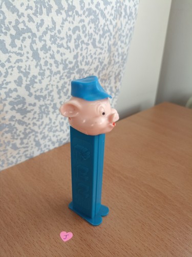 Pez distributeur de bonbons - pez,