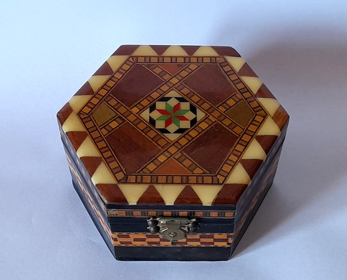 ancienne boite à bijoux