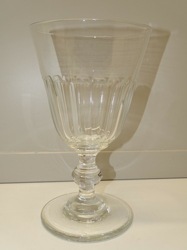 Tres grand verre - grand,