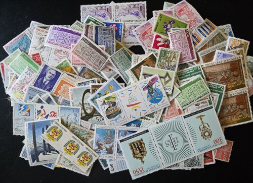 Lot 260 timbres - lot, de