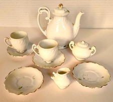 Ancienne dinette porcelaine