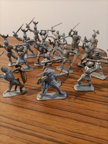 Lot chevaliers ou - lot,