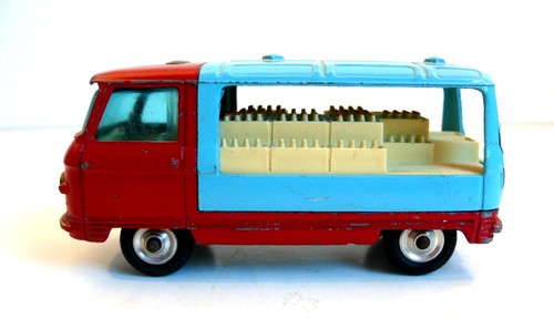 Corgi toys ancien - toys,