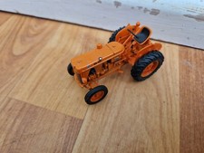 HACHETTE UNIVERSAL HOBBIES 1/43 CLASSIC 1952 OM 35/40 R TRACTOR