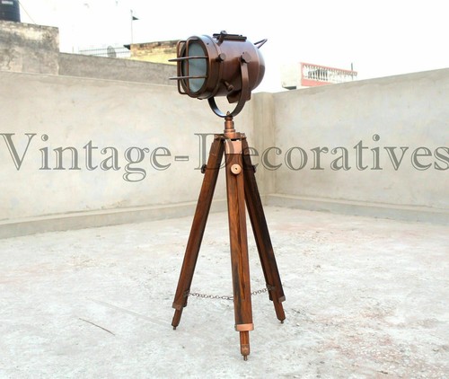Projecteur trépied marin