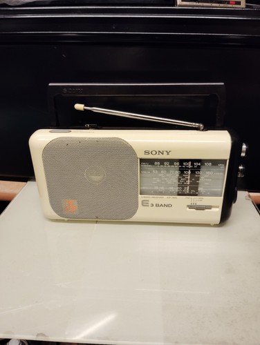Radio portable fm sony - radio, lw/