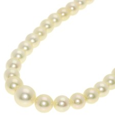 Collier de perles Mikimoto
