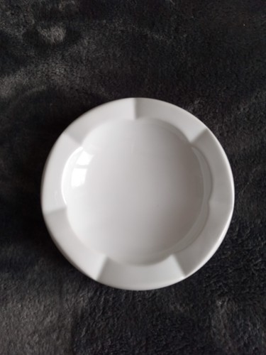 Porcelaine grand cendrier