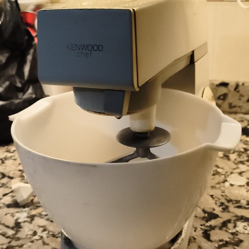 Kenwood chef robot - robot, cuisine